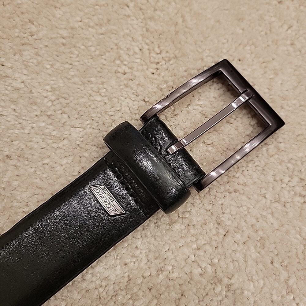 Dickies Leather Belt Mens Size 36 Black Coated Leather Classic Style Logo